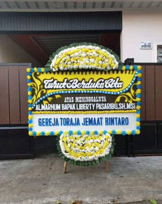 Papan Bunga Duka di Bantarpanjang